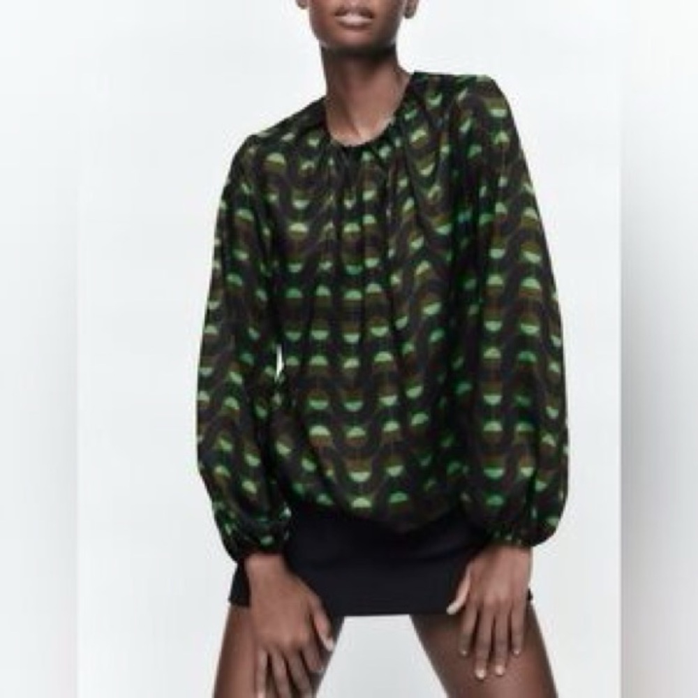 Zara Women's Green and Black Geometric Print Blouse pleated neckline retro